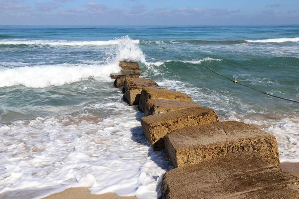 Rompeolas Playa Ciudad Costa Mediterránea — Foto de Stock