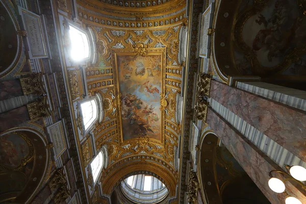 Golden Decorations Walls Domes Churches Capital Italy Eternal City Rome — стокове фото