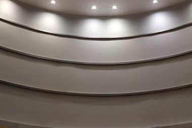 Nesnelerin ve doğanın soyut fotoğrafçılığı. Soyutlama, öznenin tanınabilirliğini karmaşıklaştırır. 