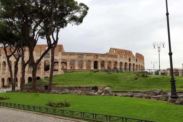 Koloseum Nebo Flavian Amfiteátr Architektonickou Památkou Starověkého Říma — Stock fotografie