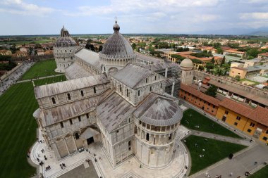 Pisa Katedrali, Pisa şehrindeki Mucizeler Meydanı 'ndaki Kutsal Bakire Meryem' in Varsayımı. 08 numara. - 05. 2022 . 