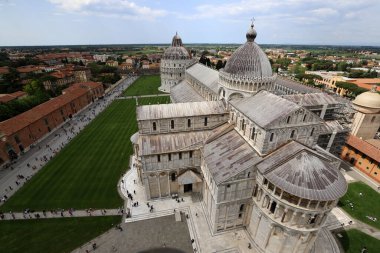 Pisa Katedrali, Pisa şehrindeki Mucizeler Meydanı 'ndaki Kutsal Bakire Meryem' in Varsayımı. 08 numara. - 05. 2022 . 