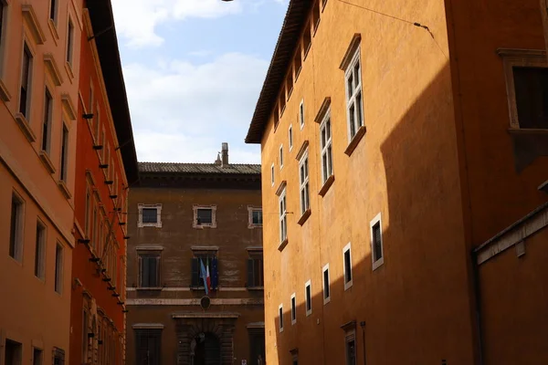 06番 05番 2022年 ローマの永遠の街の通りに建物や構造物 — ストック写真