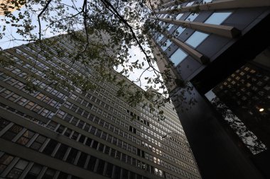 New York, ABD. 3 Eylül 2022. Nizhny Manhattan 'ın uzun evleri ve gökdelenleri.