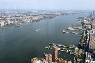 New York ABD 4 Eylül 2022. New York, Dünya Ticaret Merkezi 'nin 541 metre yüksekliğinden (Özgürlük Kuleleri)).