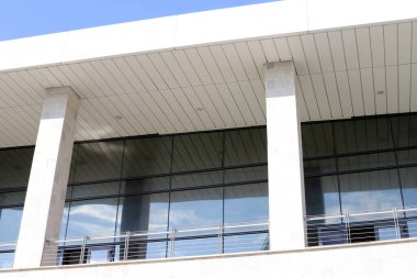 İsrail 'deki bina ve yapıların inşasında geometrik mimari ayrıntılar.