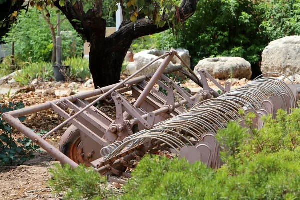 Staré Zemědělské Stroje Izraeli — Stock fotografie