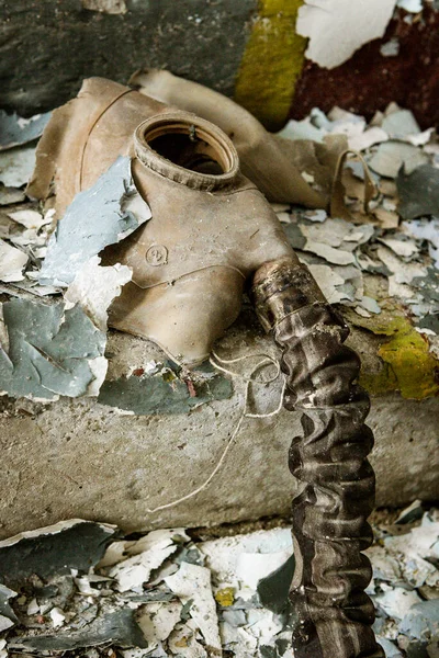 Chornobyl afet bölgesinde kullanılan gaz maskesi ve ekipman