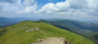 Karpat Dağlarının güzel manzarası