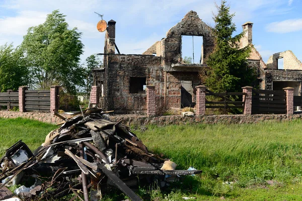 Rusya 'nın Ukrayna' yı işgalinin başlangıcında Moschun köyü Kiev 'i savunma savaşının kazanılmasına yardımcı olan ana karakol haline geldi. Düşmanın saldırısına rağmen, Ukrayna ordusu köyü ele geçirdi..