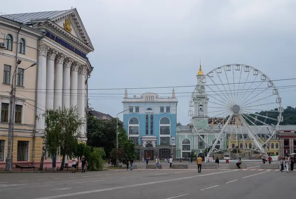 Kyiv, Kyiv region  Ukraine - 08.11.2022 :Kiev city centre. View of Kyiv from the side of the People's Friendship Arch. Podol, the Ferris wheel and the monument to Hetman Sagaidachny. 