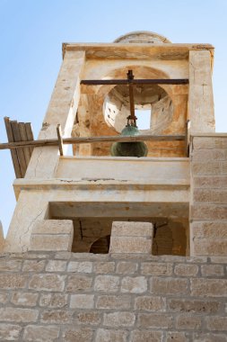 İsrail 'deki Filistin Yönetimi' nde, Qasr El Yahud 'un İsrail tarafında, Fransisken Tarikatı' nın Aziz John Vaftizci Manastırı 'nın kulesi.