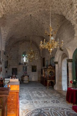 Jericho, İsrail, 30 Aralık 2021: Ürdün 'deki Gerasim Manastırı, Filistin Yönetimi, İsrail' deki Deir Hijleh Manastırı