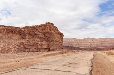 İsrail 'in güneyindeki Eilat yakınlarında Timna Ulusal Parkı' nda olağanüstü güzel bir dağ doğası var..
