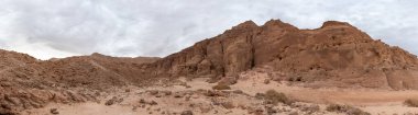İsrail 'in güneyindeki Eilat yakınlarında Timna Ulusal Parkı' nda olağanüstü güzel bir dağ doğası var..