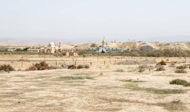 İsrail 'de Jericho yakınlarında, İsa Mesih' in Vaftizci Bölgesi 'nin Ürdün tarafında bulunan Rus Pilgrim Konutu' nun inşası.