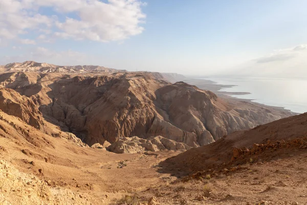Nascer Sol Sobre Mar Morto Perto Montanhas Deserto Pedra Perto — Fotografia de Stock
