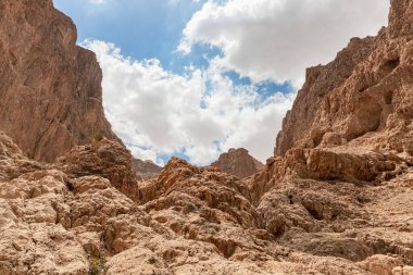 Khatsatson deresinin yanındaki taş çöl, İsrail 'deki Kudüs yakınlarında, Ölü Deniz' in İsrail tarafında.