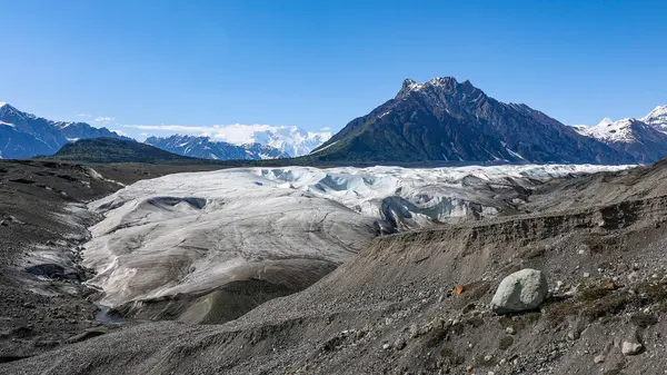 Wrangell-St. Elias Ulusal Parkı 'ndaki Kök Buzulu.