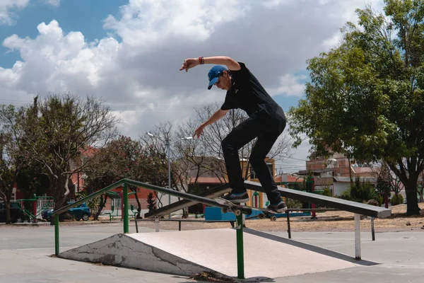 Skater Tube Fall Ground Impressive Trick Cloudy Sky Background Sportsman — Fotografia de Stock