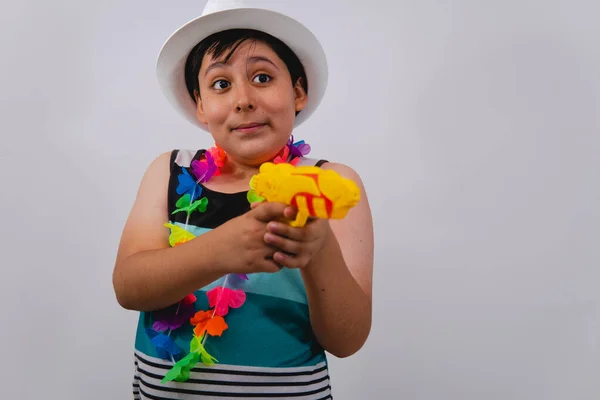 Boy Blue Sleeveless Shirt White Hat Flower Necklace Yellow Water — Stockfoto