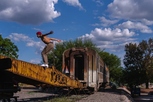 Latin Fitness Man Abandoned Train Hispanic Man Somersault Latino Boy — Fotografia de Stock