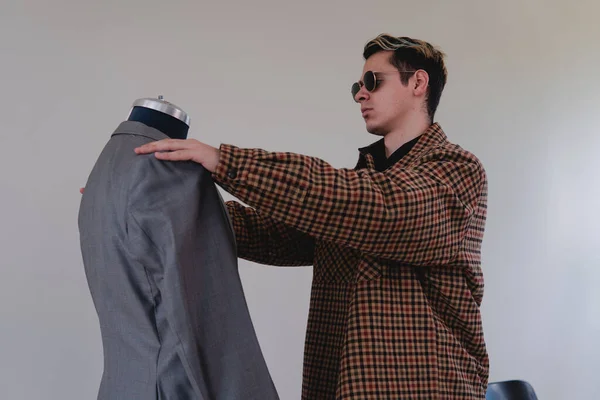 Young Tailor Preparing New Suit Costume Designer Working Mannequin Tailor — Stockfoto