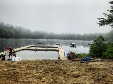 Sabahları nehir manzarası