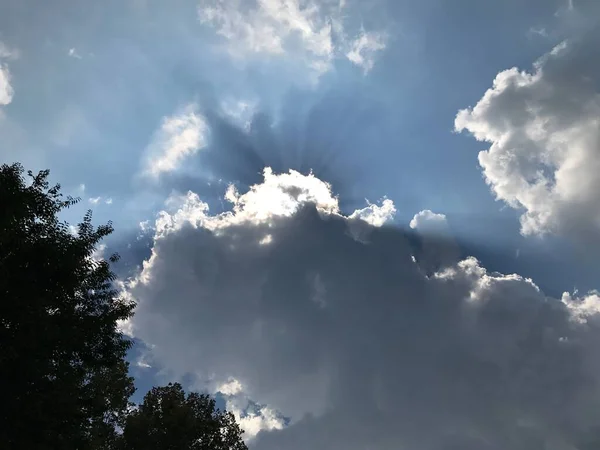 Beaux Nuages Dans Ciel — Photo