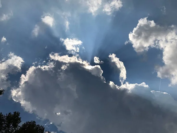 Hermosas Nubes Blancas Cielo —  Fotos de Stock