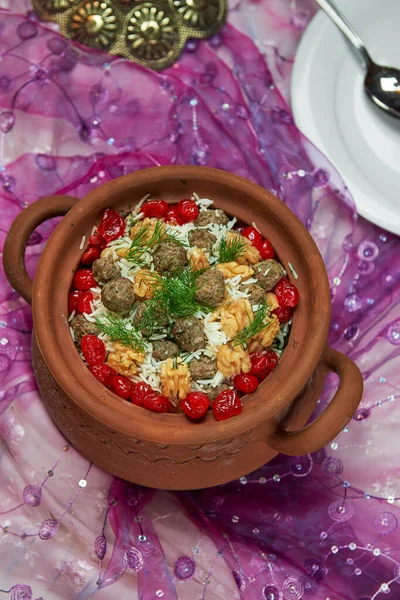 Azerbaijani National Pilaf Rice Cooked Clay Pot Meat Herbs Cherries — Photo
