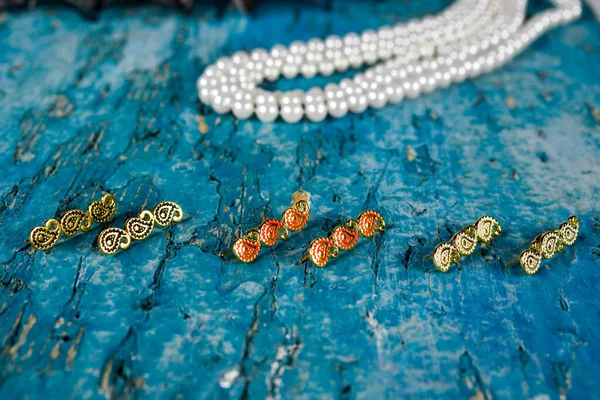 Buta Pattern Jewelry Earrings Azerbaijan National Pattern Antique National Treasure — Foto de Stock