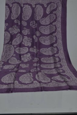 Azerbaijani national silk scarf called Kelagayi lilac color and national patterns