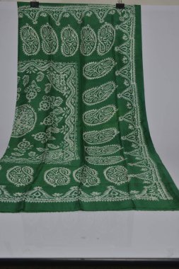 Azerbaijani national silk scarf called Kelagayi green color and national patterns