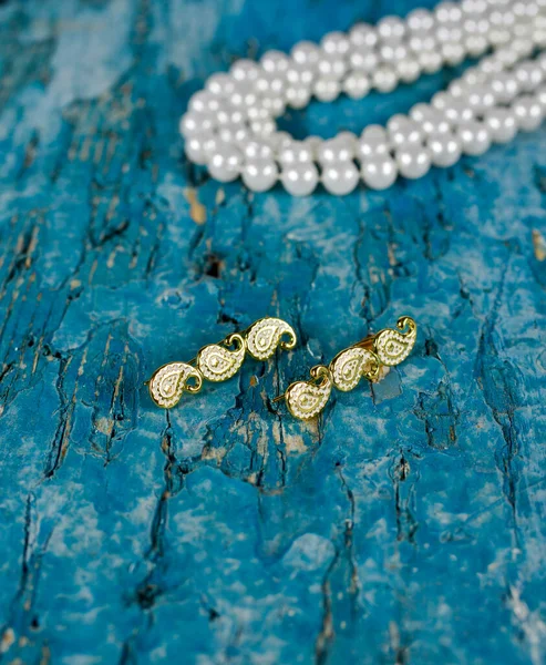 Buta Pattern Earring Jewelry Azerbaijan National Pattern Antiques National Treasure – stockfoto