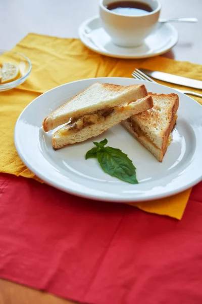 Ochtend Ontbijt Sandwiches Thee Maaltijd — Stockfoto