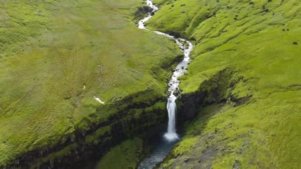 Naturaleza Río Verano Islandia Mágico Paisaje Aéreo Verde Imágenes Alta — Vídeos de Stock