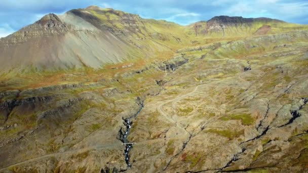 Islandés Mágico Hermoso Aire Libre Volcanic Landscape Aerial Flight Mountain — Vídeo de stock