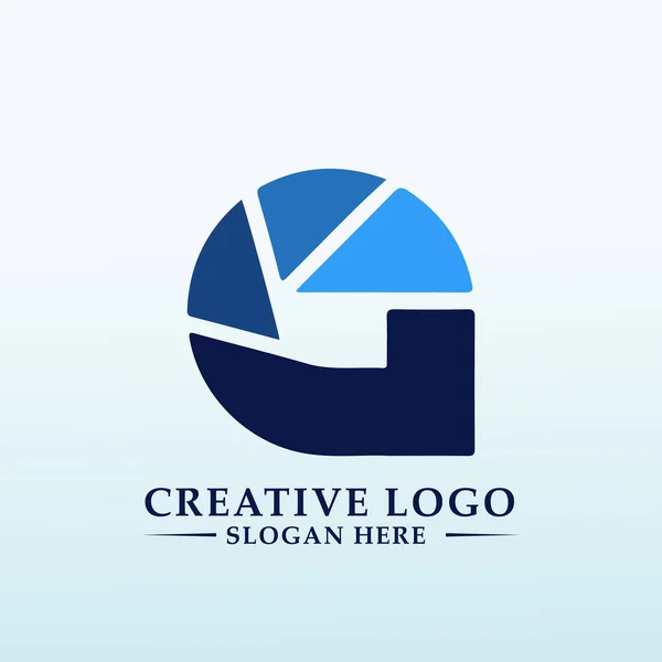 Sophisticated Logo Investment Management — Vetor de Stock