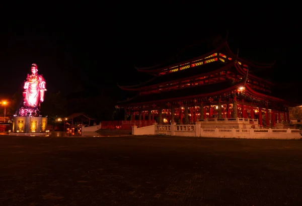 Bâtiment Temple Est Plein Lumières Qui Allument Nuit Temple Sam — Photo