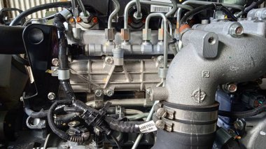 Araba motoru, motor, dizel motor arabası.
