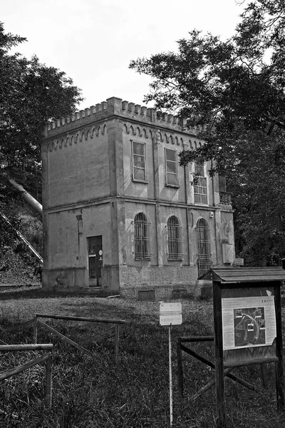 Old Hydroelectric Power Station Country — Foto de Stock