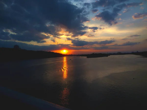 Puesta Sol Sobre Horizonte — Foto de Stock