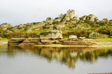 Extremadura otlağındaki Los Barruecos 'un Garnitica bölgesi