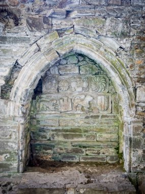 Santa Mara de Carracedo Manastırı İber Yarımadası 'ndaki Bierzo Leones' da yer almaktadır.