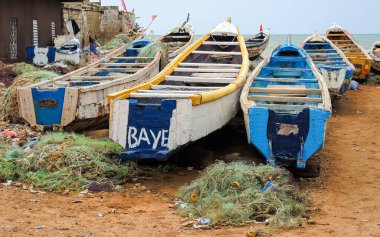 Senegal 'in Afrika kıyısındaki Cayucos adaları