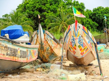 Senegal 'in Afrika kıyısındaki Cayucos adaları