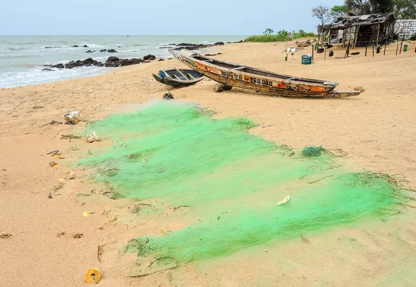 Senegal 'in Afrika kıyısındaki Cayucos adaları