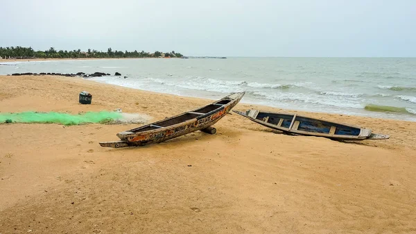 Senegal 'in Afrika kıyısındaki Cayucos adaları