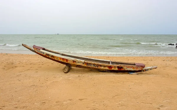 Senegal 'in Afrika kıyısındaki Cayucos adaları